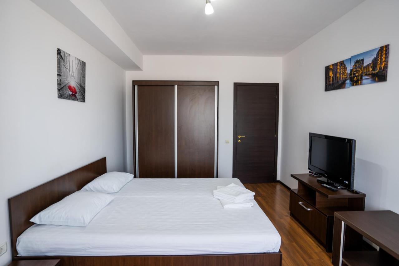 Summerland Relax Apartments Mamaia Ngoại thất bức ảnh
