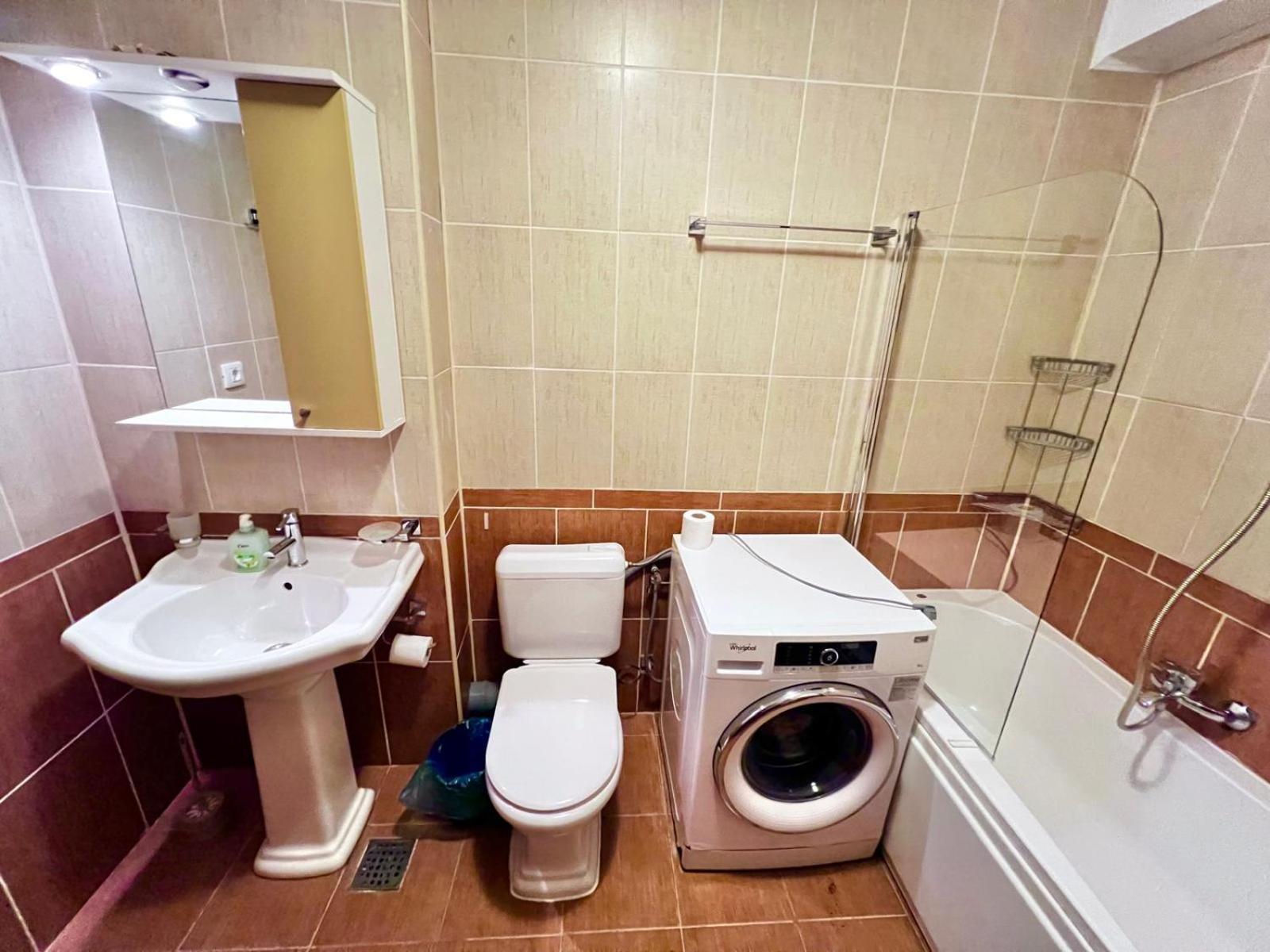Summerland Relax Apartments Mamaia Ngoại thất bức ảnh