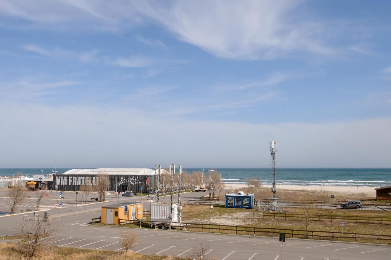 Summerland Relax Apartments Mamaia Ngoại thất bức ảnh