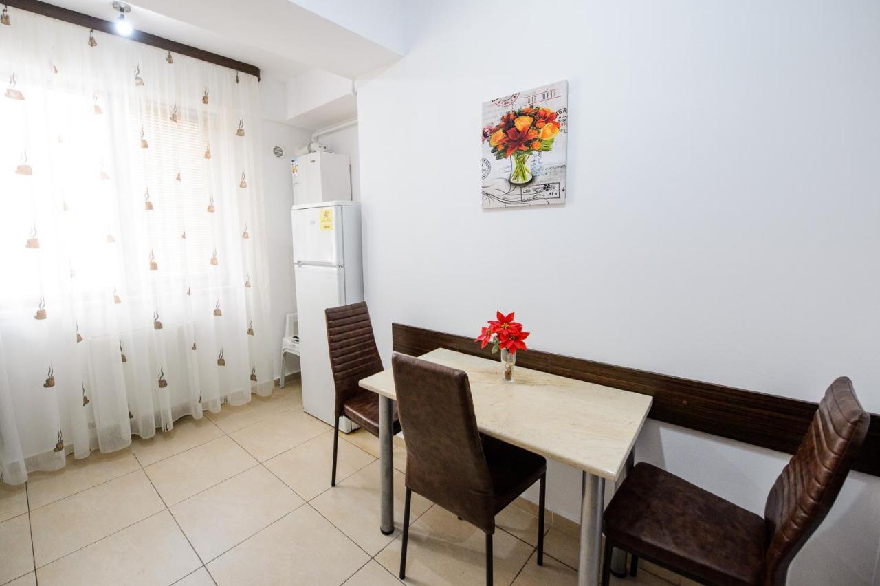 Summerland Relax Apartments Mamaia Ngoại thất bức ảnh